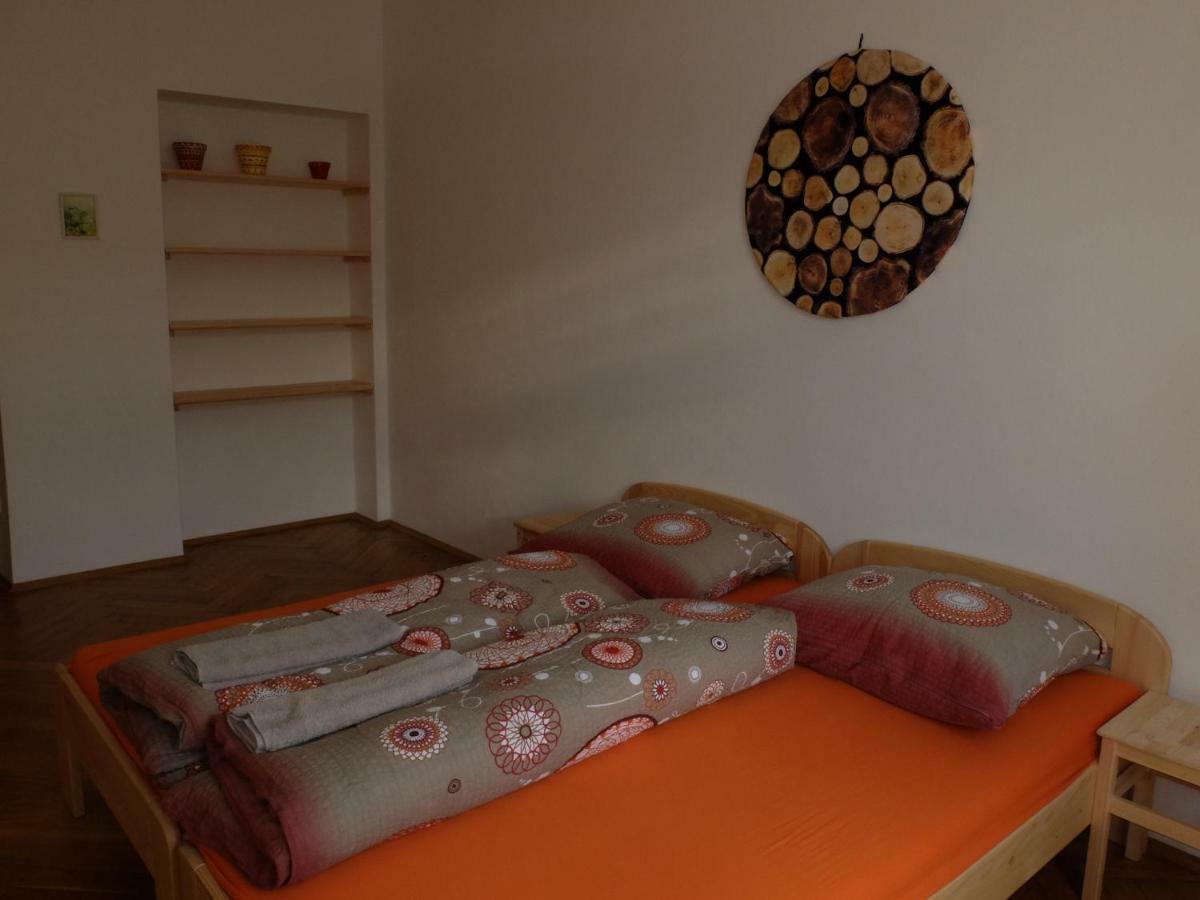Apartment Trebon Bagian luar foto
